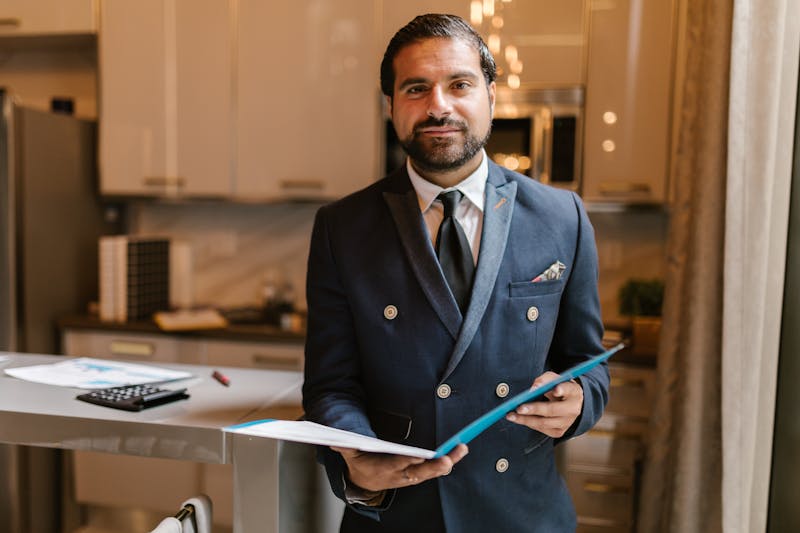 Marcus R. - HR Director